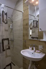 Villa Das - Bathroom