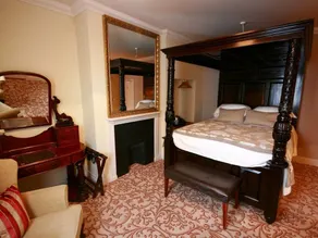 Colchester Boutique Hotel - Habitación