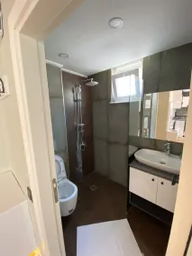 LONDON OTEL - Bad