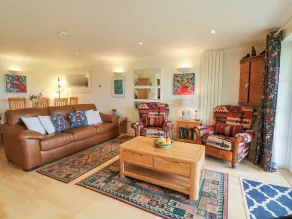5 Thurlestone Beach - Living area