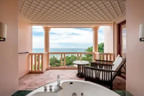 Centara Grand Beach Resort Phuket - Vue de la chambre