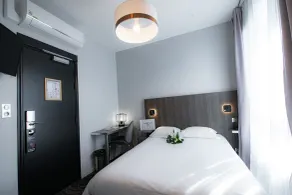 Hôtel Central - Zimmer