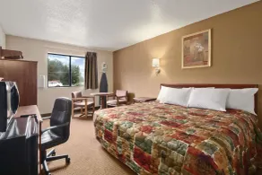 Super 8 by Wyndham Richmond Airport VA - Chambre