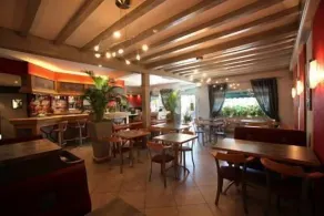 Logis Le Bourguignon - Restaurante