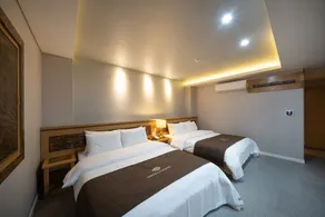 Symphony Hotel - Chambre