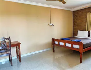Pele's beach cottage - Room