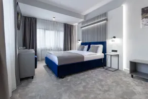 Kayus - Room