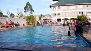 Golden Palm Breeze Hotel - Pool