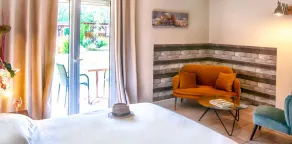 Les Pins Blancs en Provence - Room