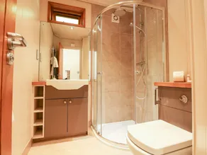 Harley's House - Bathroom