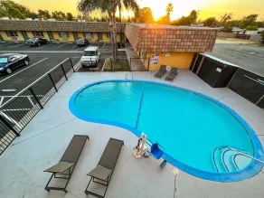 Rodeo Lodge - Piscine
