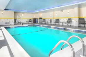 Fairfield Inn & Suites by Marriott Cape Cod Hyannis - Piscine