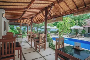 Frangipani Beach Hotel - Restaurant