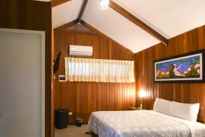 WAKAYA ECOLODGE - Room