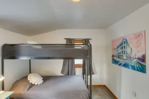 Lovely Bayfront Vacation Rental w/ Spacious Deck! - Værelse