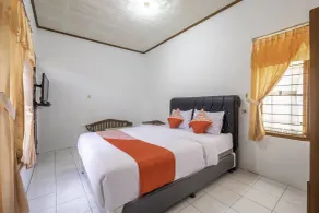 Capital O 1541 Puri Cikole Asri - Chambre