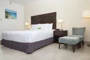 Wyndham Garden Cancun Downtown - Room