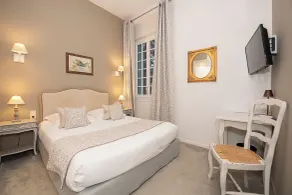 Demeures et Châteaux Hôtel L'Hermitage - Værelse