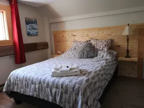 Crabbe Mountain Inn - Chambre