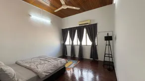 Bayan Lepas Getaway - Nature Views & BBQ Haven - Room
