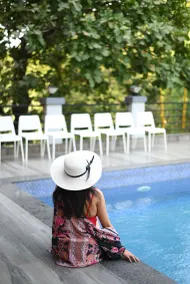 Discover Resorts Khandala - Piscina