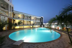 Prakruti Resort - Piscina