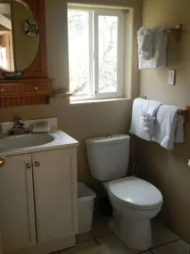 Sea Haven Motel & Guest House - Badezimmer