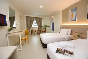 SWISS AVENUE HOTEL - Room