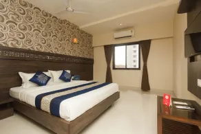 Hotel O Lotus Residency Near Anand Nagar Metro Station - Room