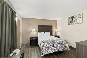Red Roof Inn & Suites Duncan - Chambre