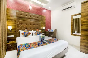 Townhouse Andheri Sakinaka Metro Formerly Hotel Amour - Chambre