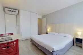 City Résidence Appart Hôtel - Vue de la chambre