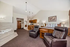 Stony Plain Inn & Suites - Room