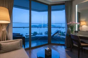 Queen Ann Nha Trang Hotel - Vue de la chambre