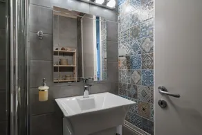Autonomous house in the heart of Plaka - Bathroom