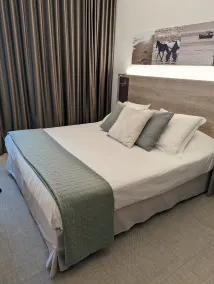 Kyriad Prestige Residence & Spa Cabourg-Dives-sur-Mer - Chambre