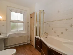 Heathfield - Bathroom