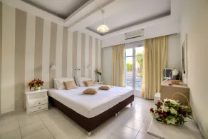 Pantheon Hotel - Room