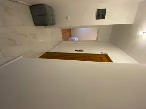 Modern, centrally located apartment - Living room
