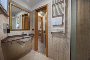 iH Hotels Milano St. John - Bathroom