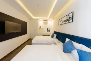 Avon Hotel - Quarto