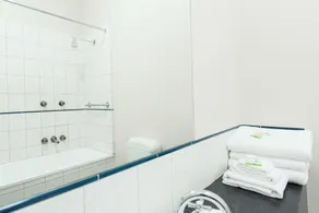 Barkly Motorlodge - Bathroom