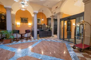Hotel Regina - Réception