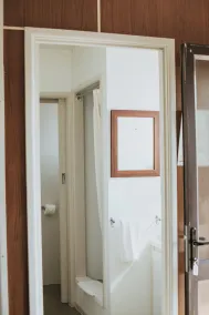 Peninsula Motel - Baño
