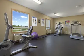 Super 8 by Wyndham Prince Albert - Salle de remise en forme