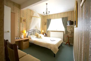 Moonraker House - Habitación