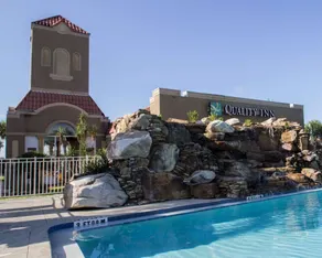 Quality Inn Kennedy Space Center - Piscine