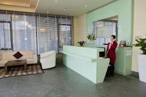 Al Raya Suites - Recepción