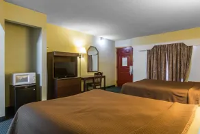 Rodeway Inn Marietta near Dobbins ARB - Chambre