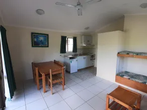 Halliday Bay Resort - Wohnbereich